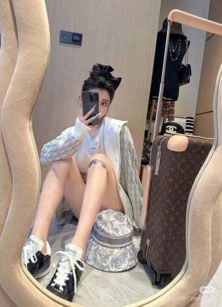 2025年10月1日入荷秋冬新作Dior ファッション/誕生日プレゼント/贈り物 can工場