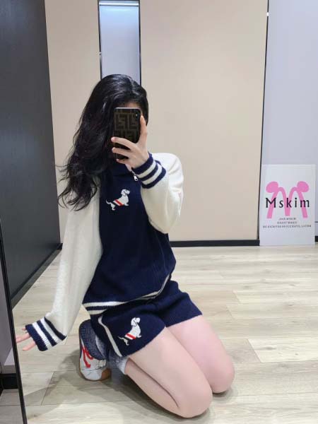 2025年10月1日入荷秋冬新作Thom Browne セットファッション/誕生日プレゼント/贈り物 can工場