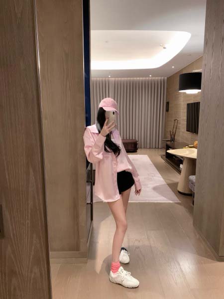 2025年10月1日入荷秋冬新作Loewe シャツ ファッション/誕生日プレゼント/贈り物 can工場