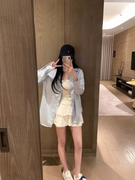 2025年10月1日入荷秋冬新作Loewe シャツ ファッション/誕生日プレゼント/贈り物 can工場