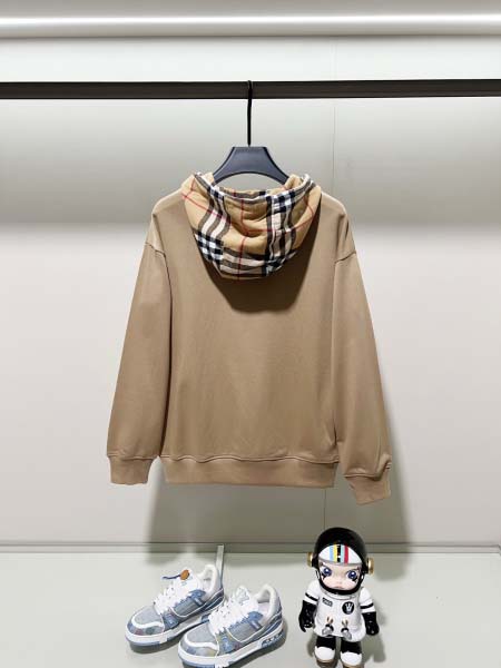 2025年10月9日秋冬入荷新作BURBERRYパーカー高品質安い人気商品/HL工場