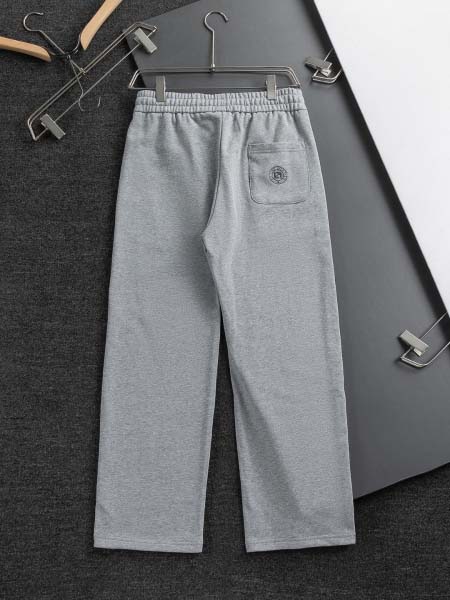 2025年10月10日秋冬入荷新作FENDIズボン高品質安い人気商品/HL工場