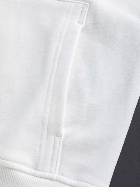 2025年10月10日秋冬入荷新作PRADAタンクトップ高品質安い人気商品/HL工場