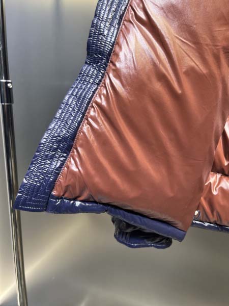 2025年10月11日秋冬入荷新作Monclerダウンジャケット高品質安い人気商品/HL工場