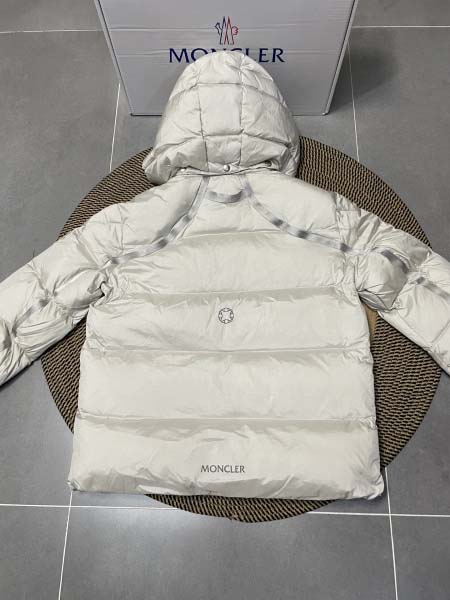 2025年10月11日秋冬入荷新作Monclerダウンジャケット高品質安い人気商品/HL工場