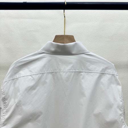 2025年10月12日秋冬入荷新作MIUMIU長袖シャツ高品質 人気商品/HL工場