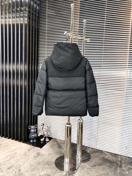 2025年10月12日秋冬入荷新作Monclerダウンジャケット高品質 人気商品/HL工場