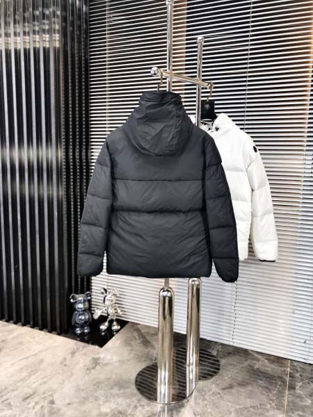 2025年10月12日秋冬入荷新作Monclerダウンジャケット高品質 人気商品/HL工場