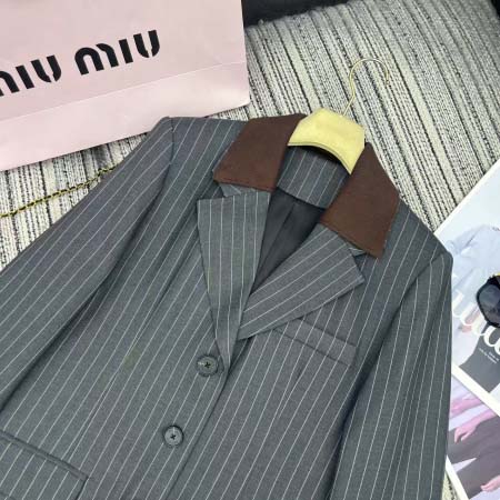 2025年10月13日入荷秋冬新作Miumiuファッション/誕生日プレゼント/贈り物 can工場