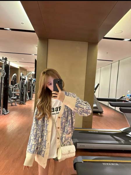 2025年10月13日入荷秋冬新作Dior ファッション/誕生日プレゼント/贈り物 can工場