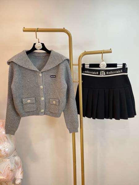 2025年10月13日入荷秋冬新作Miumiuファッション/誕生日プレゼント/贈り物 can工場