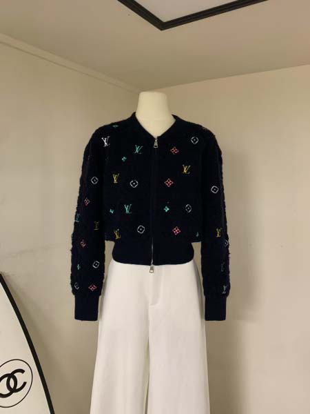 2025年10月14日入荷秋冬新作Louis Vuitton ジャケットファッション/誕生日プレゼント/贈り物 can工場