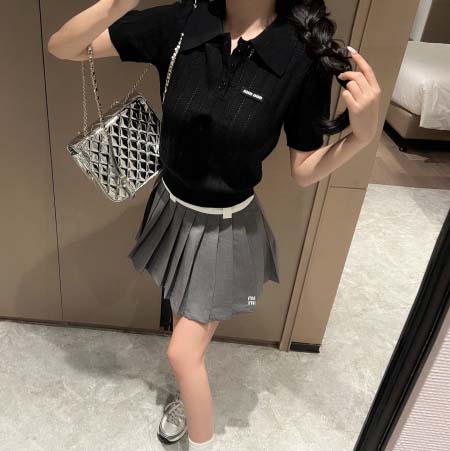 2025年10月14日入荷秋冬新作Miumiuニット/セーターファッション/誕生日プレゼント/贈り物 can工場