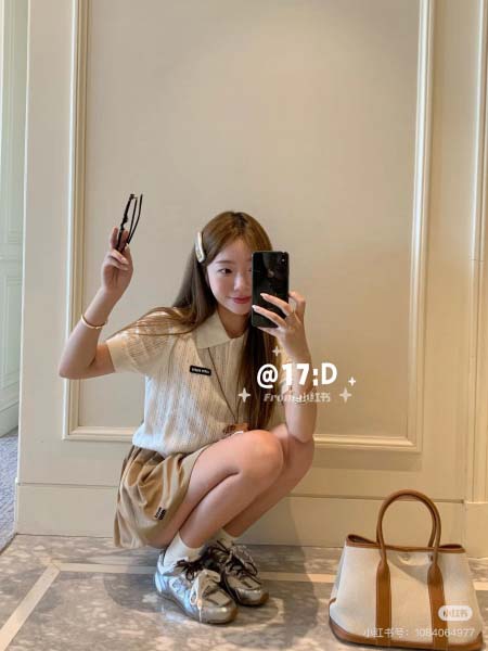 2025年10月14日入荷秋冬新作Miumiuニット/セーターファッション/誕生日プレゼント/贈り物 can工場