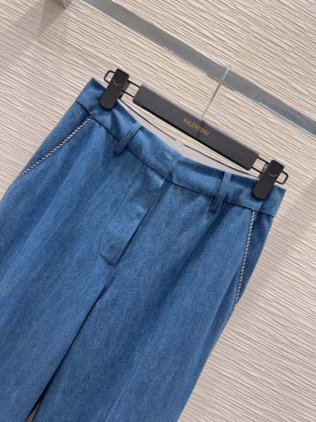 2025年10月14日入荷秋冬新作VALENTINOファッション/誕生日プレゼント/贈り物 can工場