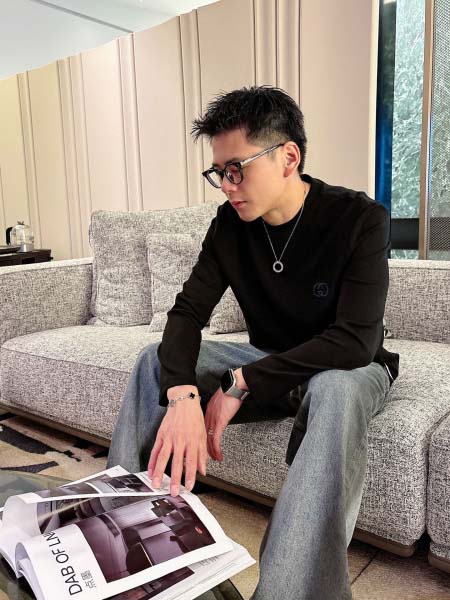 2025年10月14日入荷新作GUCCI長袖Tシャツ 高品質超厳選★入手困難/LD工場