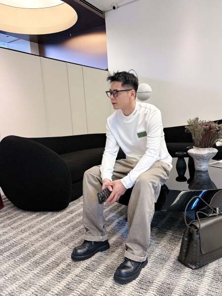 2025年10月14日入荷新作Gucci長袖Tシャツ 高品質超厳選★入手困難/LD工場