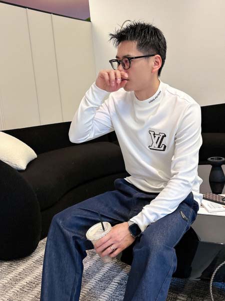 2025年10月14日入荷新作Louis Vuitton長袖Tシャツ 高品質超厳選★入手困難/LD工場