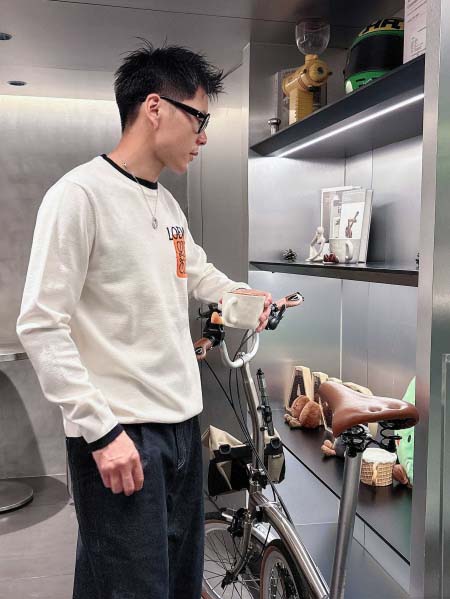 2025年10月15日入荷新作loeweウール混紡 ニット/セーター  秋冬高品質超厳選★入手困難/LD工場