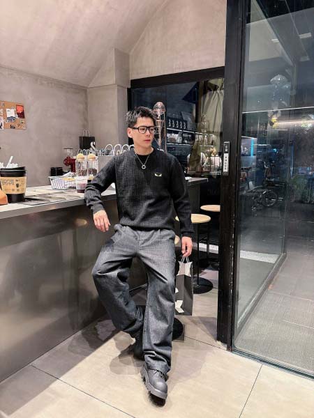 2025年10月15日入荷新作Fendiウール混紡 ニット/セーター  秋冬高品質超厳選★入手困難/LD工場