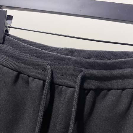 2025年10月20日秋冬入荷新作Louis Vuittonズボン高品質 人気商品/HL工場