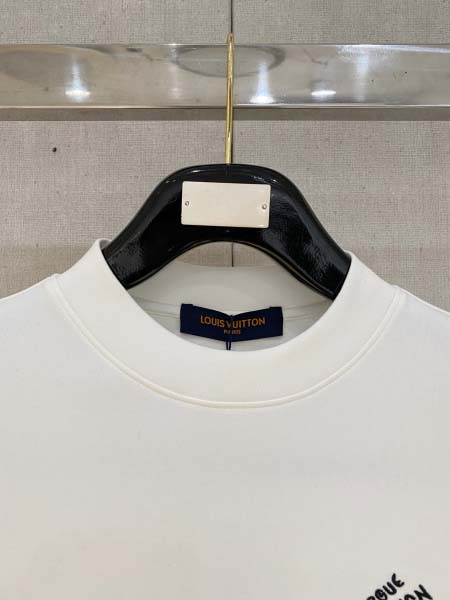 2025年10月21日入荷新作Louis Vuitton長袖Tシャツ 秋冬高品質超厳選★入手困難/LD工場