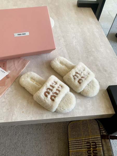 2025年10月22日入荷新作Miumiu女性用35-41靴人気商品★/誕生日プレゼント/高品質/SL工場