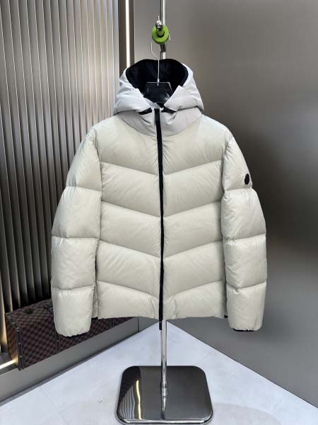 2025年10月23日秋冬入荷新作MONCLERダウンジャケット高品質 人気商品/DD工場