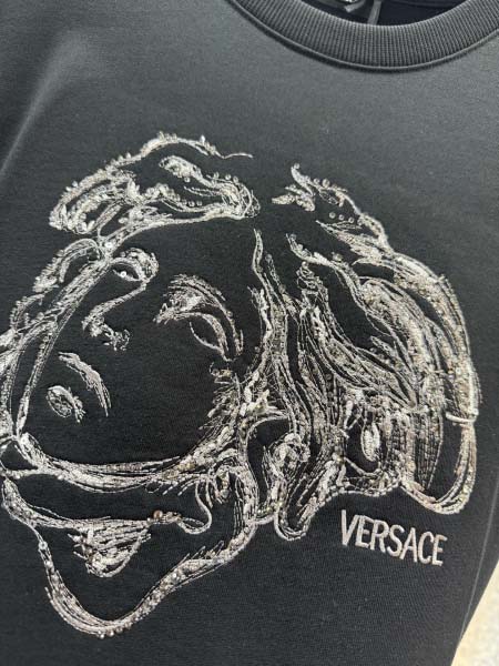 2025年10月26日入荷秋冬新作Versaceスウェット高級品/MP工場