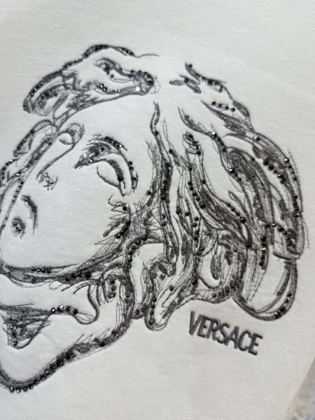 2025年10月26日入荷秋冬新作Versaceスウェット高級品/MP工場