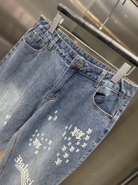 2025年10月26日入荷秋冬新作Balenciagaジーパン高級品/MP工場
