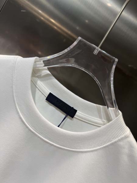 2025年10月26日入荷秋冬新作PRADA半袖Tシャツ高級品/MP工場