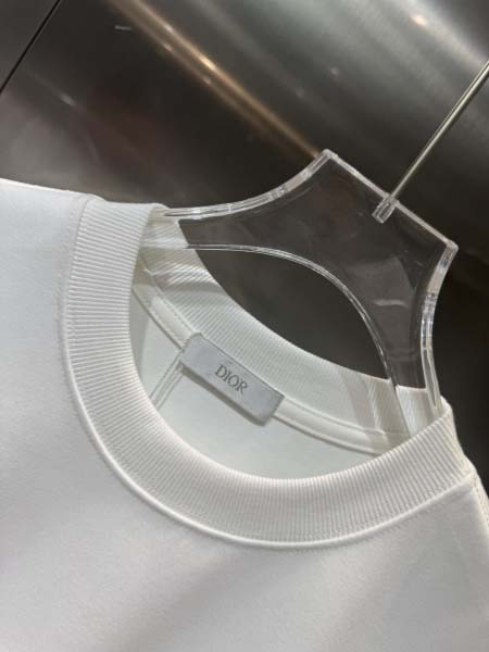 2025年10月26日入荷秋冬新作DIOR半袖Tシャツ高級品/MP工場