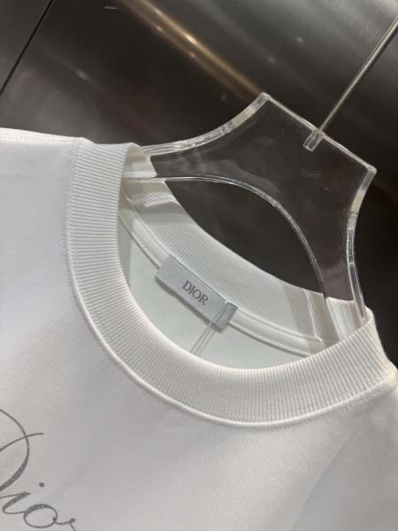 2025年10月26日入荷秋冬新作DIOR半袖Tシャツ高級品/MP工場