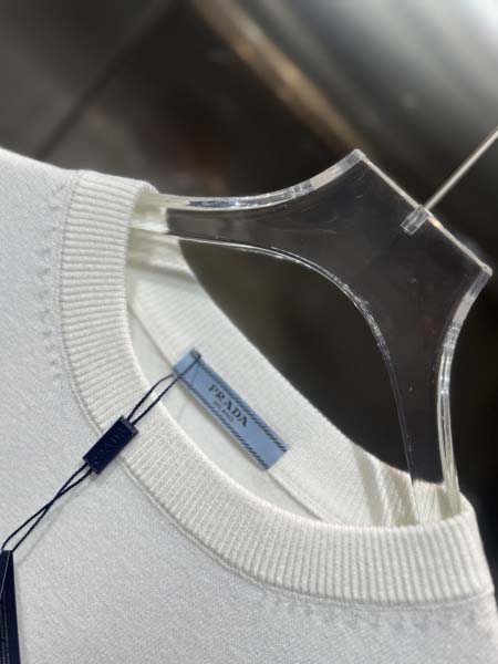 2025年10月26日入荷秋冬新作PRADAニット/セーター高級品/MP工場