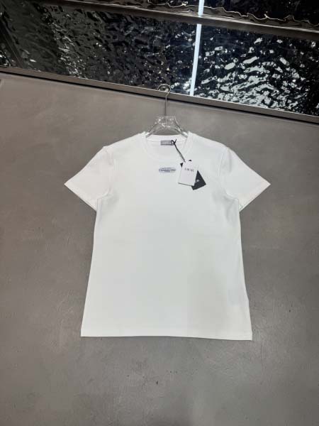 2025年10月26日入荷秋冬新作Dior半袖Tシャツ高級品/MP工場