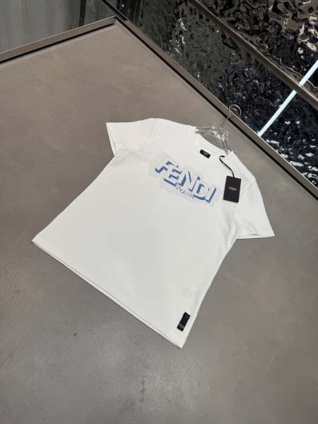 2025年10月26日入荷秋冬新作Fendi半袖Tシャツ高級品/MP工場