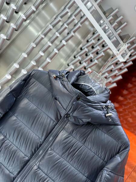 2025年10月27日秋冬新作Moncler ダウンジャケット高品質超厳選★入手困難/P5工場