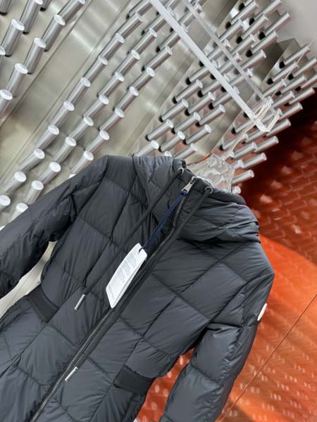 2025年10月27日秋冬新作Moncler 女性ダウンジャケット高品質超厳選★入手困難/P5工場