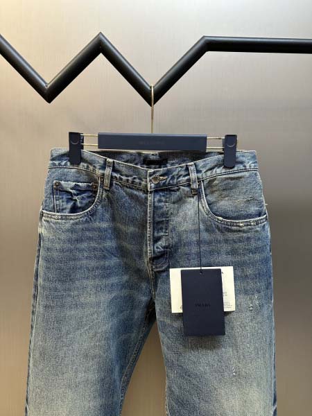 2025年10月28日秋冬新作Pradaジーパン高品質人気商品/LDF工場