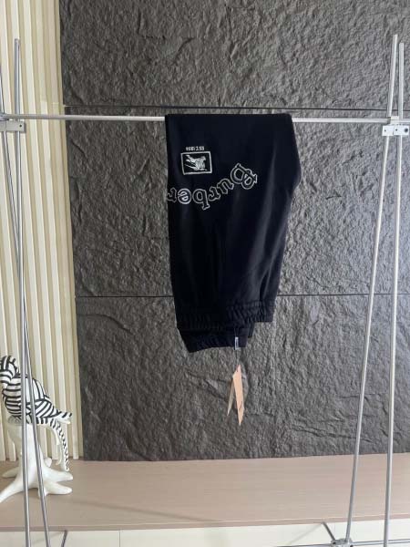 2025年10月30日秋冬新作Burberryズボン高品質人気商品/LDF工場