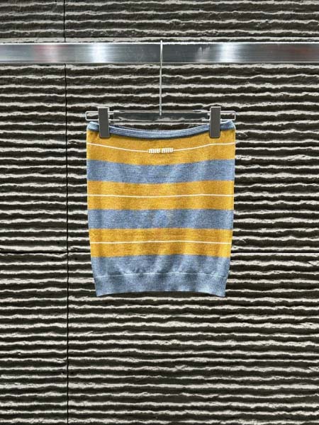 2025年10月1日入荷秋冬新作 miumiuファッション/...