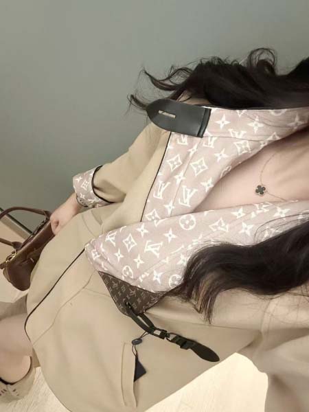 2025年10月1日入荷秋冬新作Louis Vuittonフ...