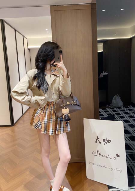 2025年10月1日入荷秋冬新作BURBERRYファッション...