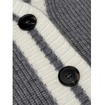 2025年10月1日入荷秋冬新作 miumiuファッション/誕生日プレゼント/贈り物 can工場