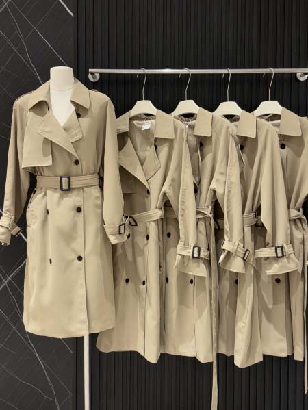 2025年10月1日入荷秋冬新作Burberryファッション...