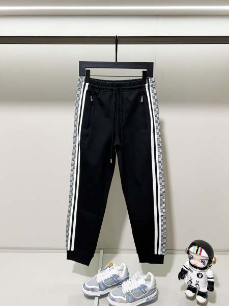 2025年10月9日秋冬入荷新作GUCCIズボン高品質安い人...