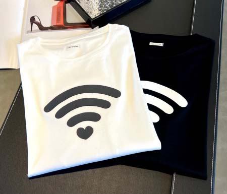 2025年10月10日秋冬入荷新作BALENCIAGA長袖高...