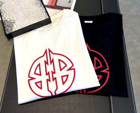 2025年10月10日秋冬入荷新作BALENCIAGA長袖高...