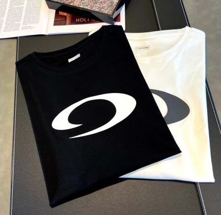 2025年10月10日秋冬入荷新作BALENCIAGA長袖高...